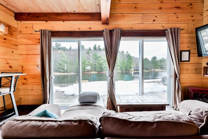 Chalet Le Pièce Sur Pièce - Hawkesbury
