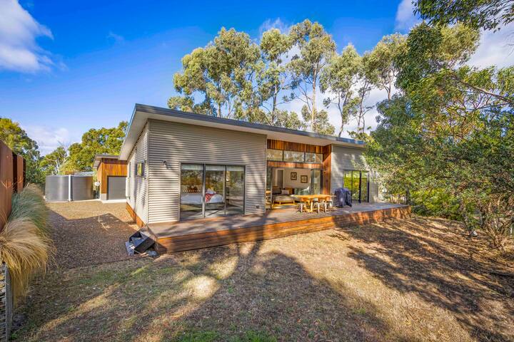 Herlihys On Huon – Cabin 2