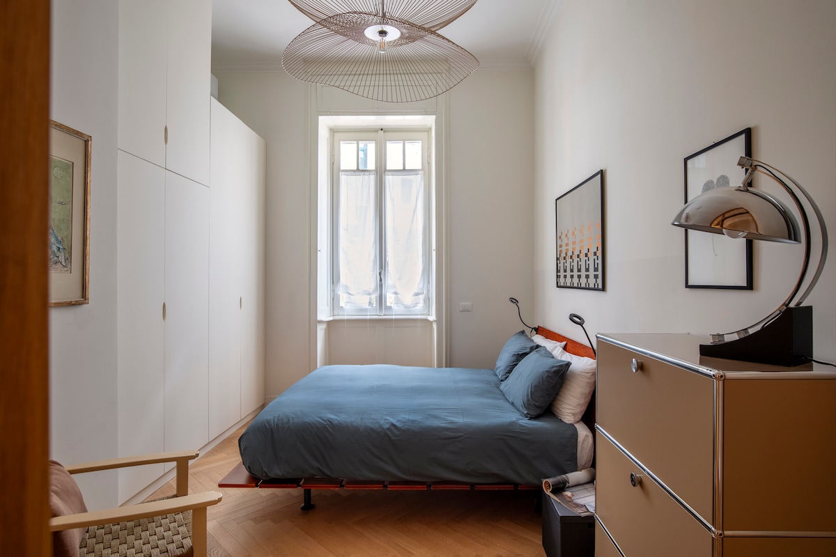 Tadao-Bett von Vico Magistretti für Flou