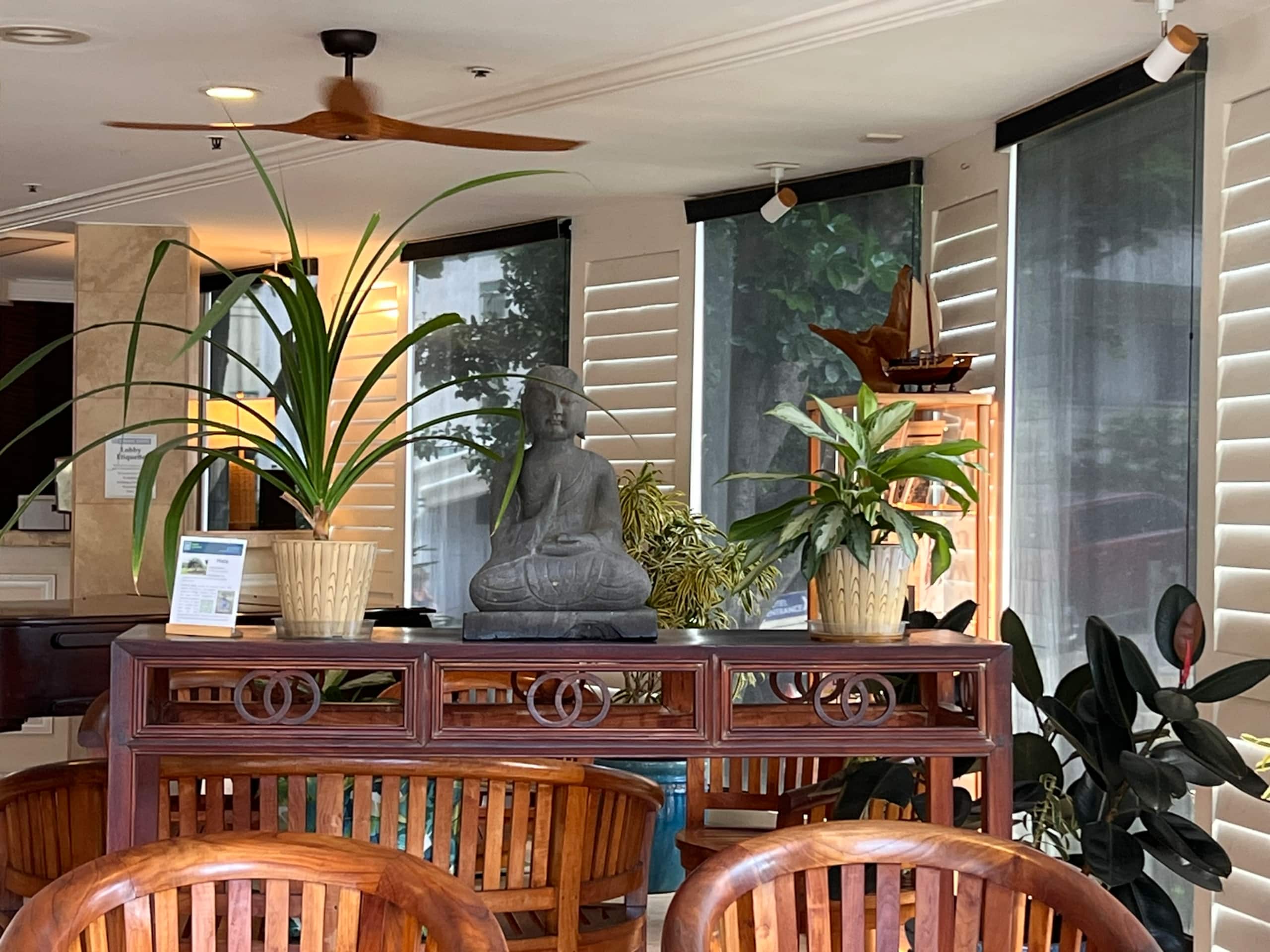 Condo in Honolulu · ★4.88 · Studio · 1 bed · 1 bath - Image 18