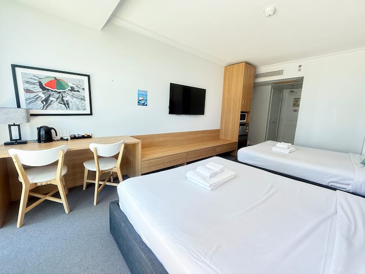 Hotel Room Surfers Paradise Close To Beach(2floor) - サーファーズ・パラダイス
