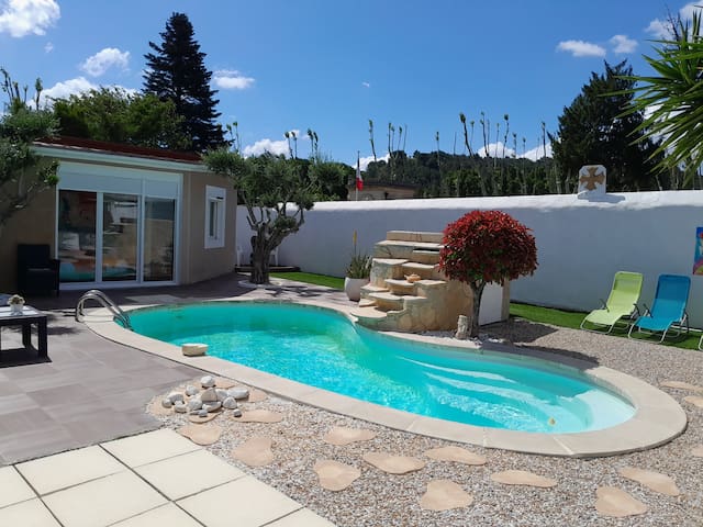 Orphea location immobilière managed Airbnb listing 2