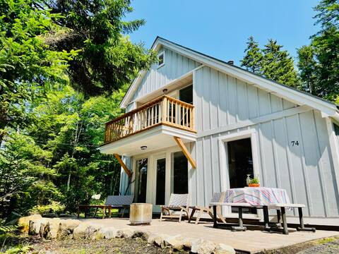 Coastal Spruce Head Retreat