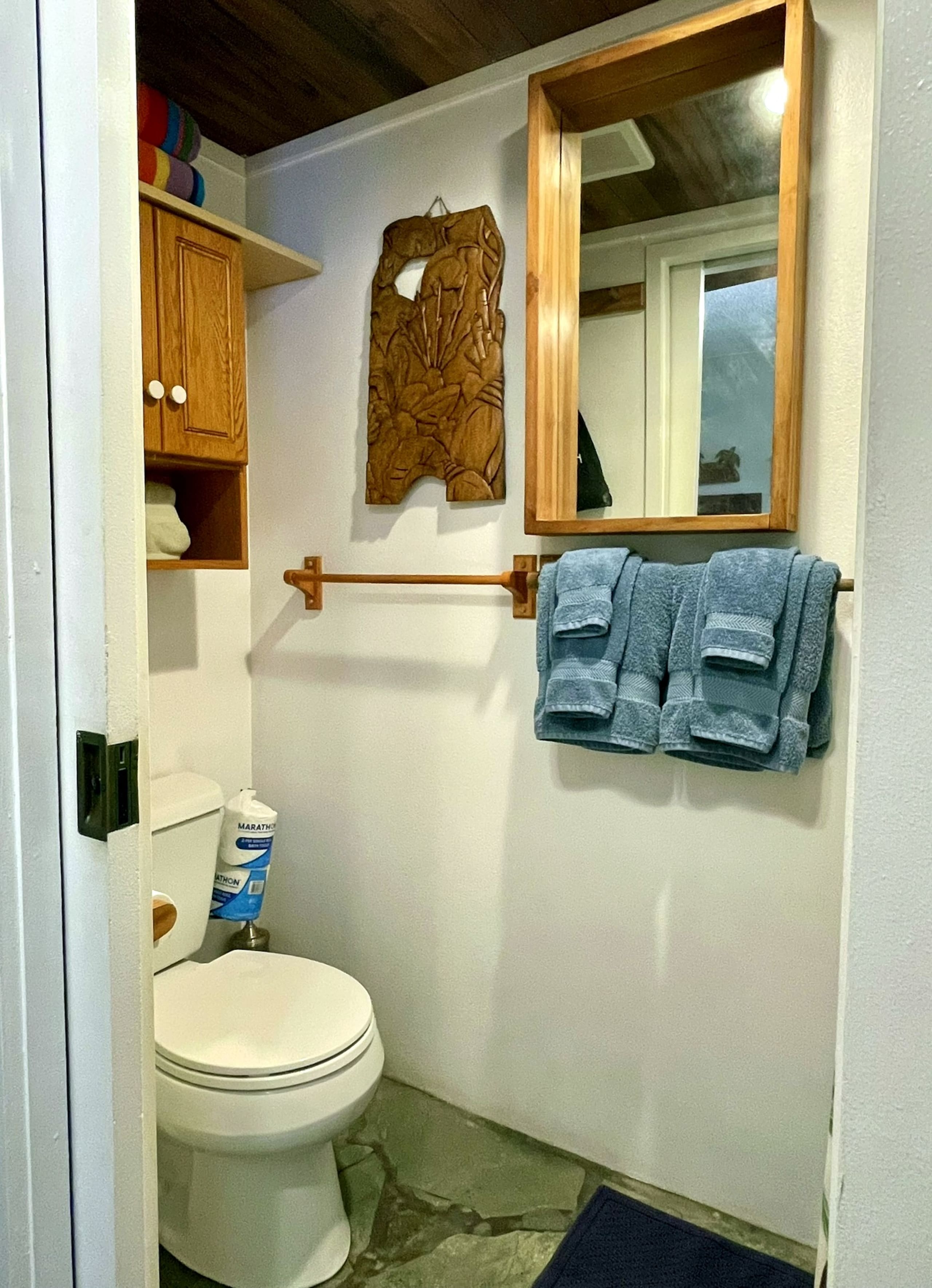Condo in Kailua-Kona · ★4.88 · Studio · 2 beds · 1 bath - Image 9