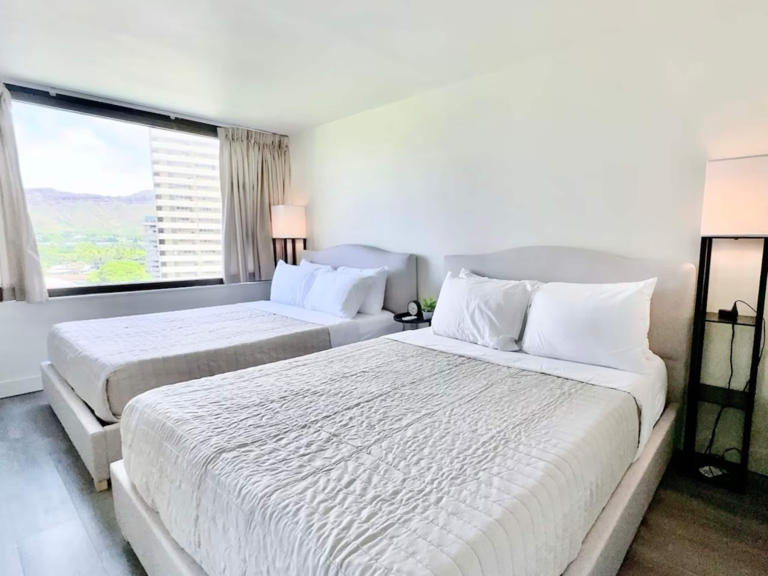 Free Parking-Waikiki Banyan Cozy 1BR Near Beach! - Image 28
