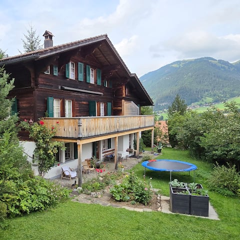 Chalet Hübeli with beautiful views