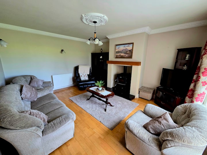 Sam’s Lodge 3 Bedroom Country Home Near Omagh - Fermanagh