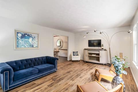 Spacious 4Bedroom Home with Private Acre Lot