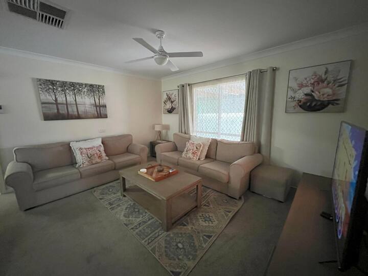 Thomas Cottage-self Check-in, Wifi, Netflix, W/ac - Broken Hill