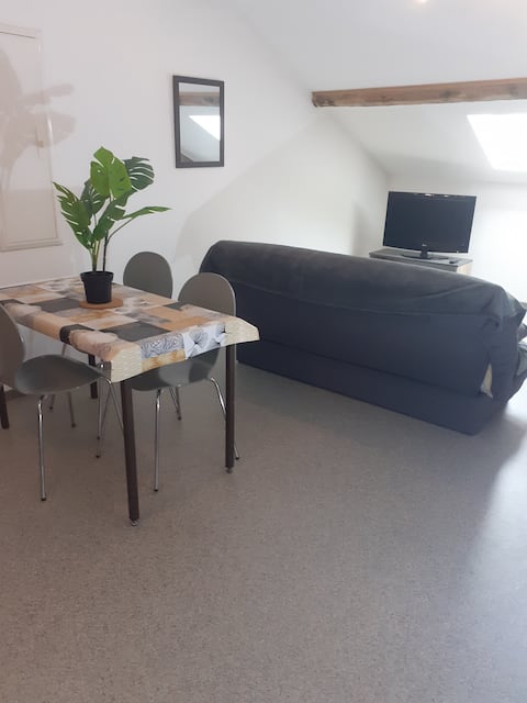 Comfortable two-room apartment in the center of Les Abrets.