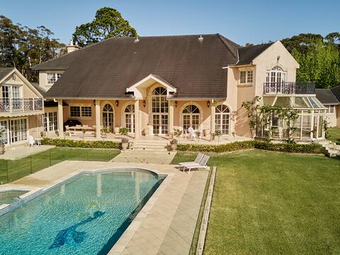 Beachside luxury mansion @chateau_morrow