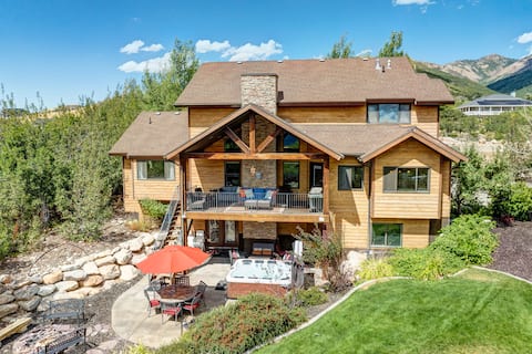 Eden Dream Home — Private Hot Tub • Theater • 22pp