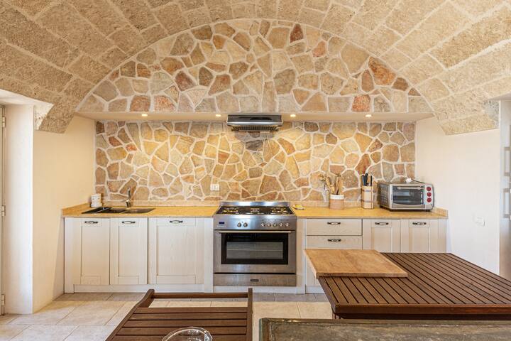 Villa con piscina vista mare gallery image 5