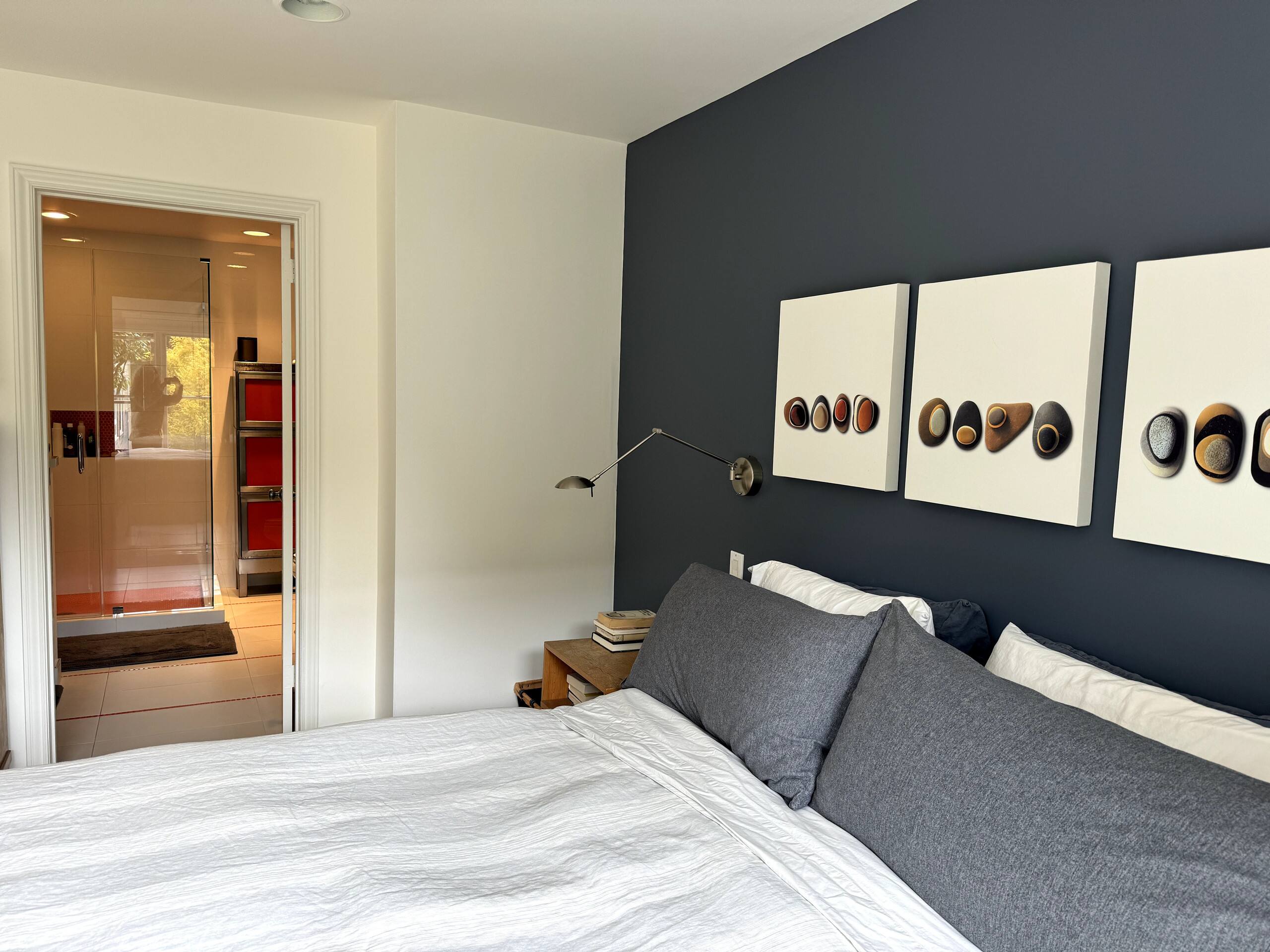 Home in San Francisco · ★4.96 · 3 bedrooms · 3 beds · 2 baths - Image 23