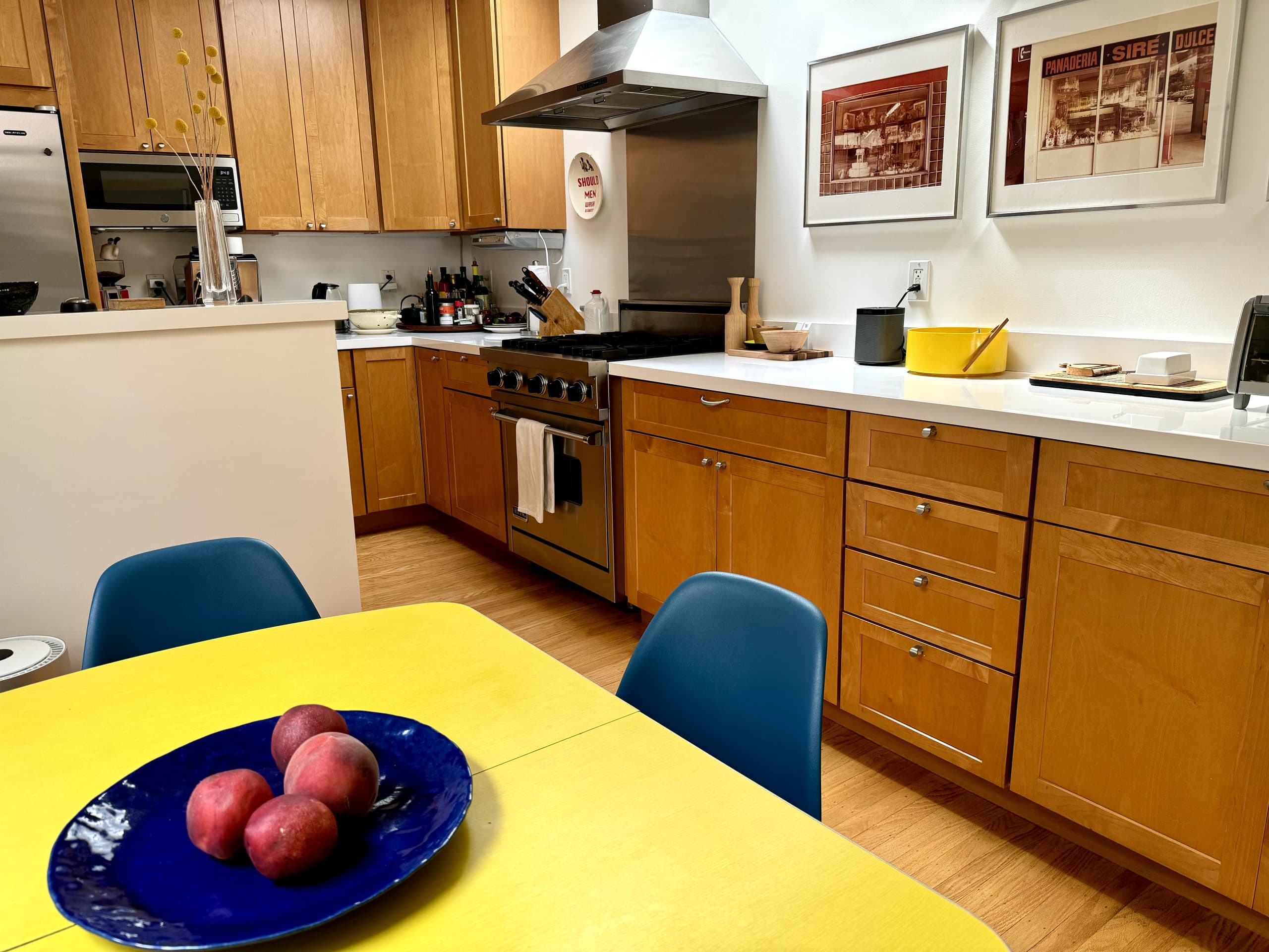 Home in San Francisco · ★4.96 · 3 bedrooms · 3 beds · 2 baths - Image 13