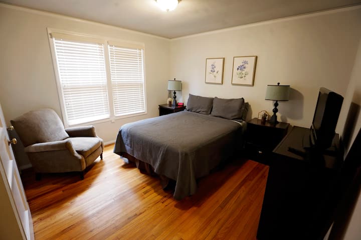 საძინებელი 1