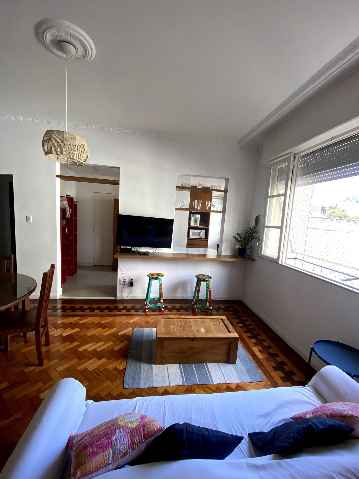 Imóvel de sucesso: Renovated and quiet apartment in Laranjeiras em Laranjeiras