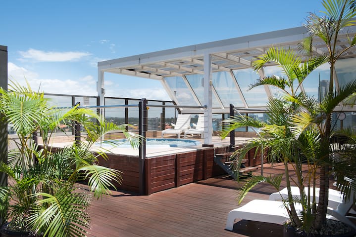 Tiki Hotel Surfers Paradise managed Airbnb listing 1