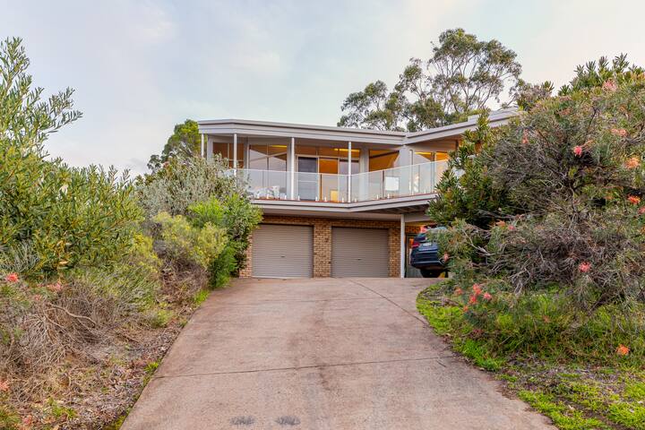 Blue Sky View Great Ocean Road gallery image 5