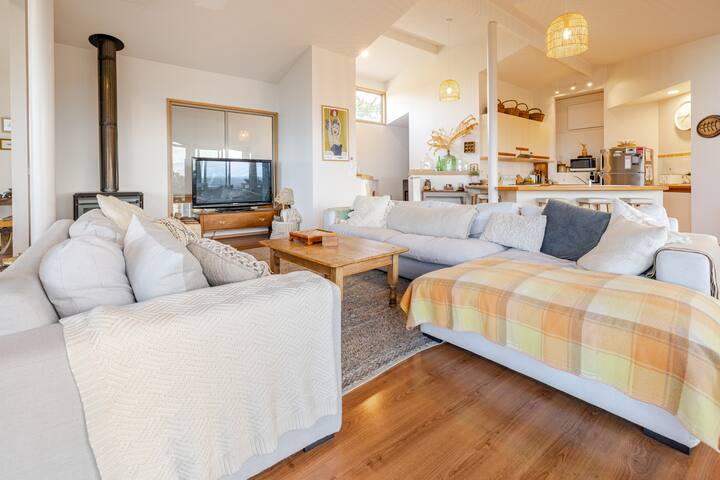 Blue Sky View Great Ocean Road gallery image 2