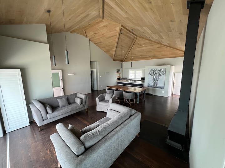 Beach Tower House, Luxury Beachfront Villa W/pool - Langebaan