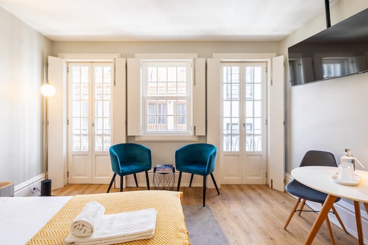 Boutique Central Studio Romantic Private Balcony - Porto