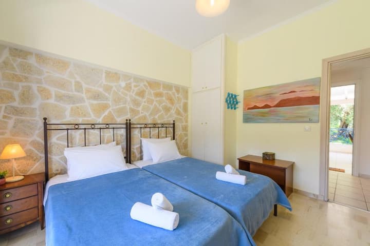 غرفة النوم 2