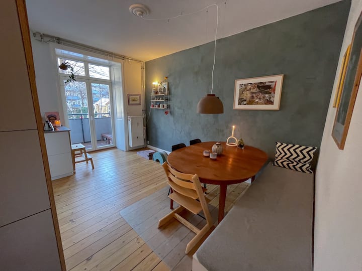 Renovated Flat W. Balcony & Green Inner Garden - Kopenhagen