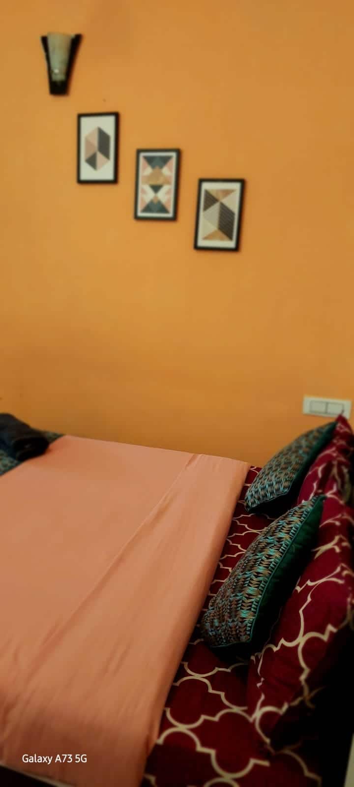 საძინებელი 1