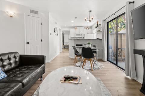 Beautifully updated 2BD/2BA 1st floor condo in DTC