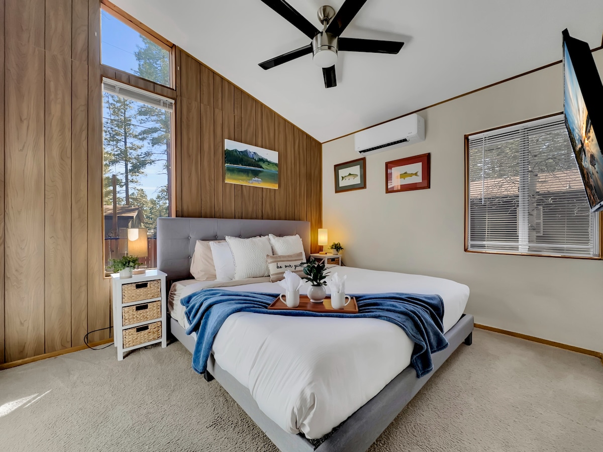 Hlavná posteľ mala vyhradený minisplit pre teplé a chladné pohodlie a streamovanie televízie 