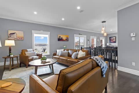 Popular Airbnb listing: Modern Luxury Home Located Hillside in The Battery in The Battery