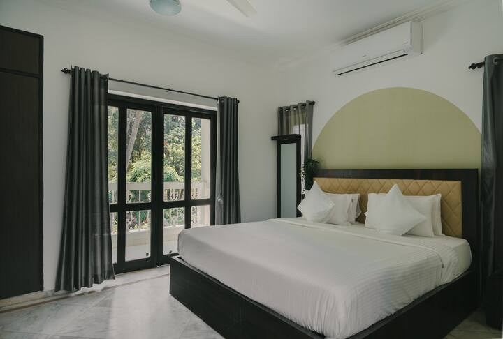 Bedroom image 2