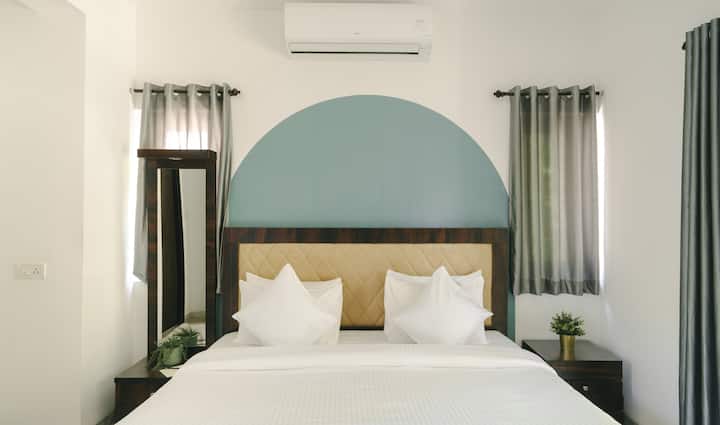 Bedroom image 1
