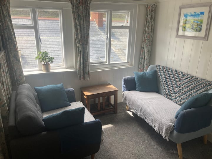 Dinham Cottage - Tintagel