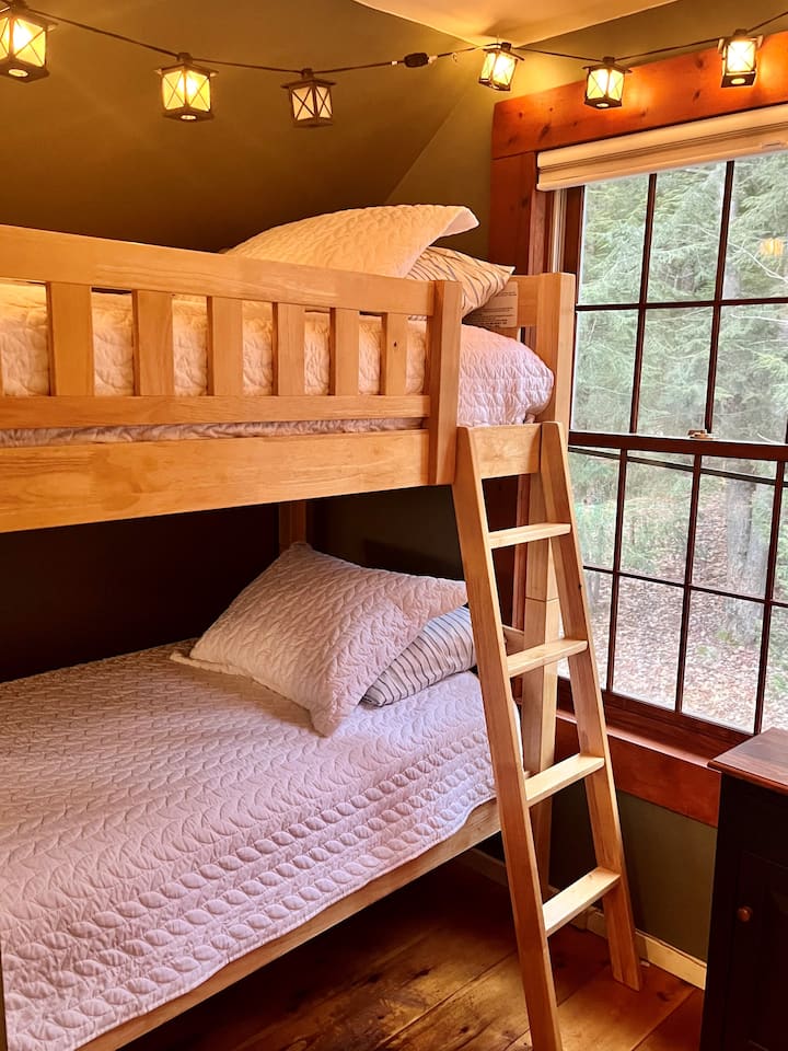 Schlafzimmer 2