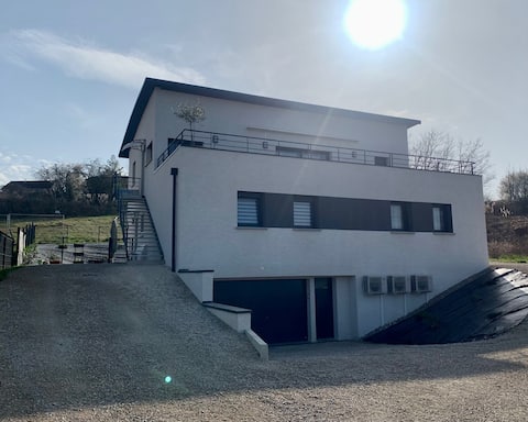The Majestic - panoramic terrace and parking