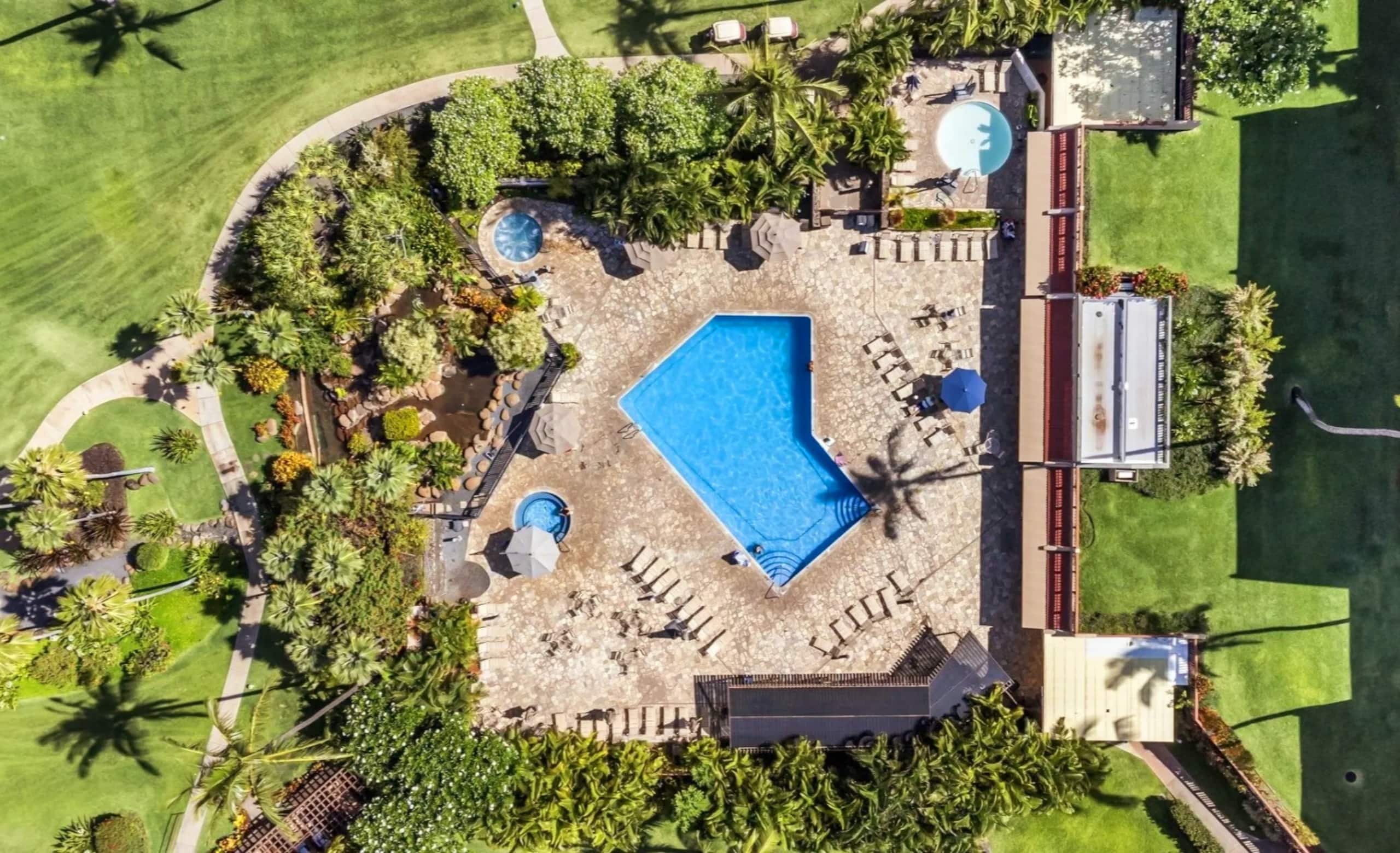 Condo in Kihei · ★4.97 · 1 bedroom · 2 beds · 2 shared baths - Image 36