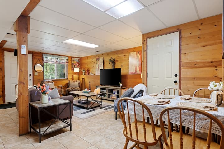 No Airbnb Fees ! Spacious 1-bedroom, Can Sleep 6. - Gig Harbor