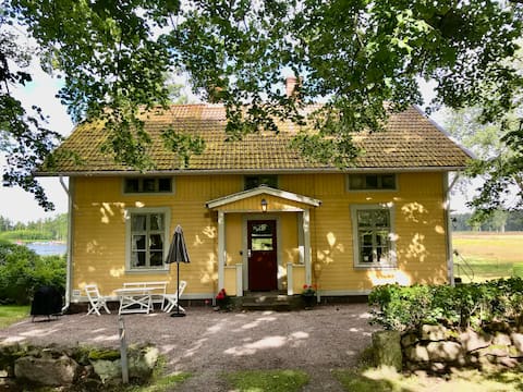 Årnäs Manor Allévillan