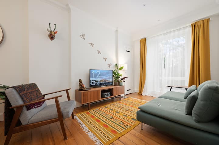 Cosy Garden Flat ~ Walkable To City Centre & Leith - Edinburgh