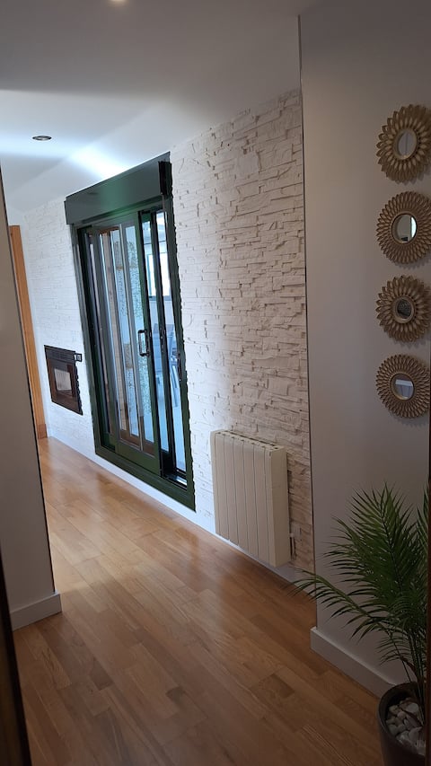 Propiedad de Airbnb exitosa: Penthouse with ocean views 100 meters from the beach en A Illa De Arousa
