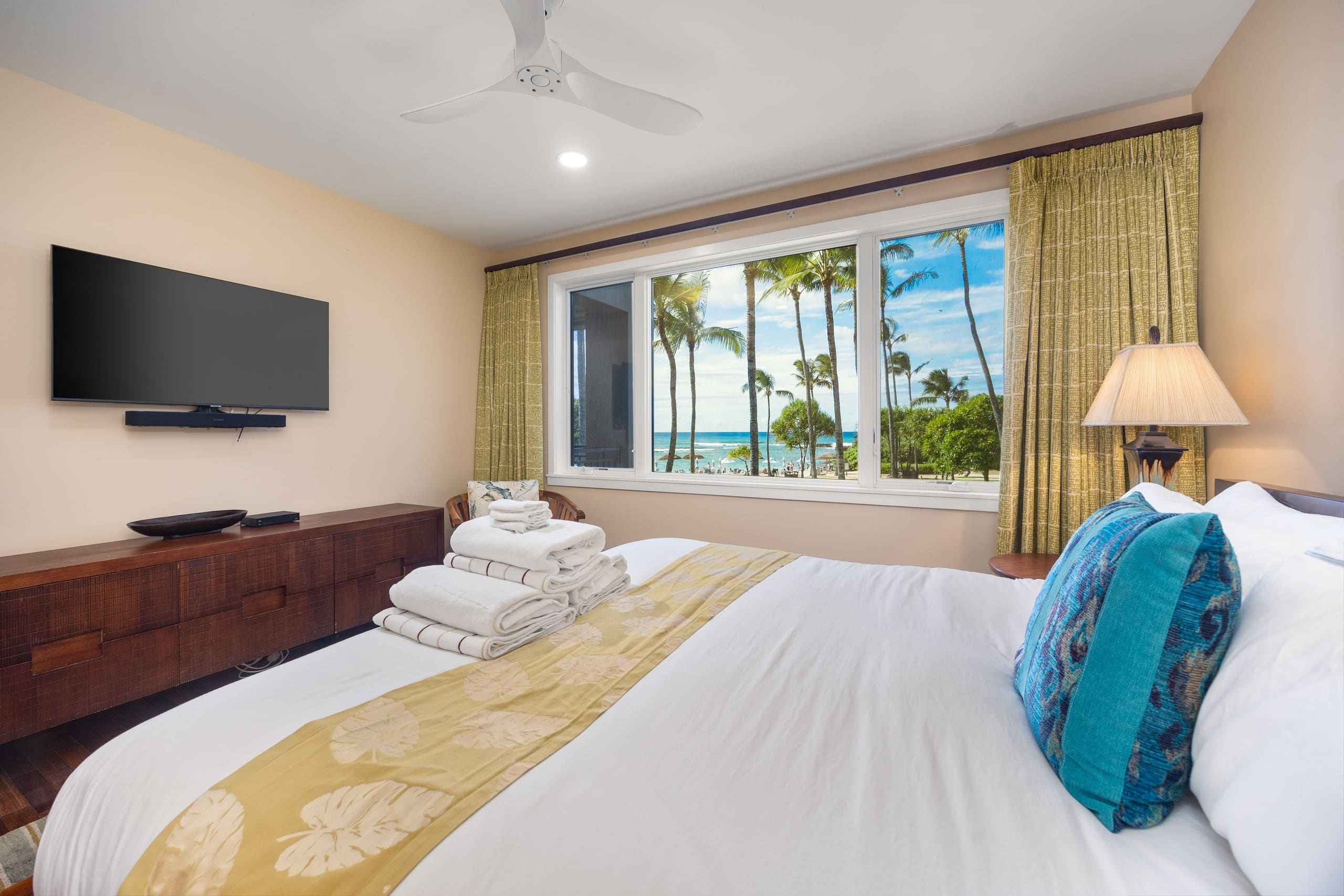 Villa in Kahuku · ★4.9 · 4 bedrooms · 8 beds · 3 private baths - Image 36