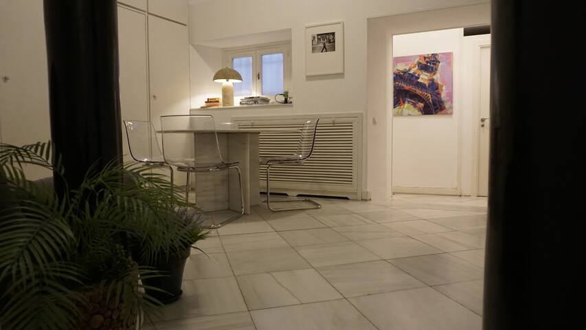 Amazing apartment with balconies to Plaza Mayor gallery image 3