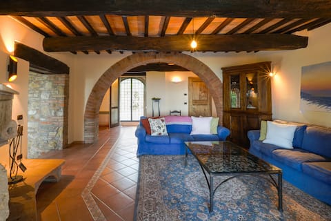 Italian Countryside Bliss Perfect for Groups