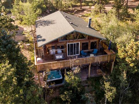 Most Romantic Getaway-1hr from Denver-HotTub-VIEWS
