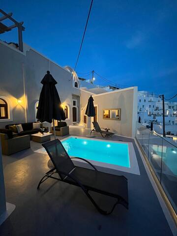 Location Location Location PRIVATE VILLA SANTORINI gallery image 2