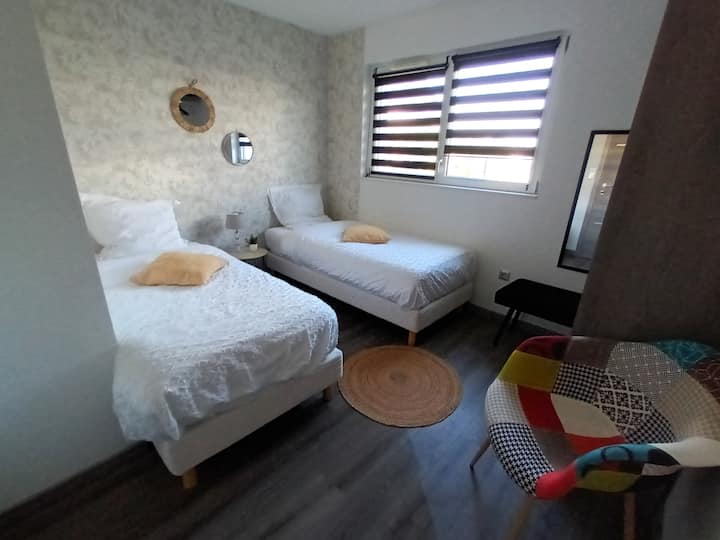 غرفة النوم 2