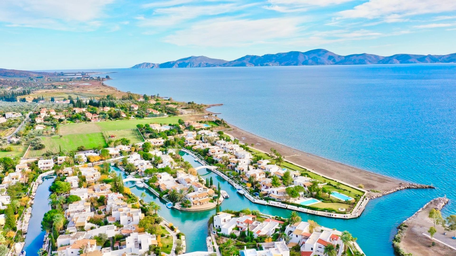 Villasonboard Dock Villa 3 Bed, 3 Bath, Canal, Greek Venice Porto Hydra — photo 4