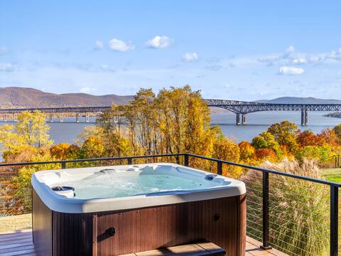 Beautiful riverfront mid-century house